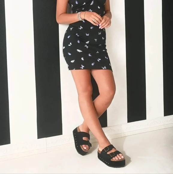 New! Corkys Wannabe Black Platform Flatform Rule Breaker Sandals - Picture 5 of 5